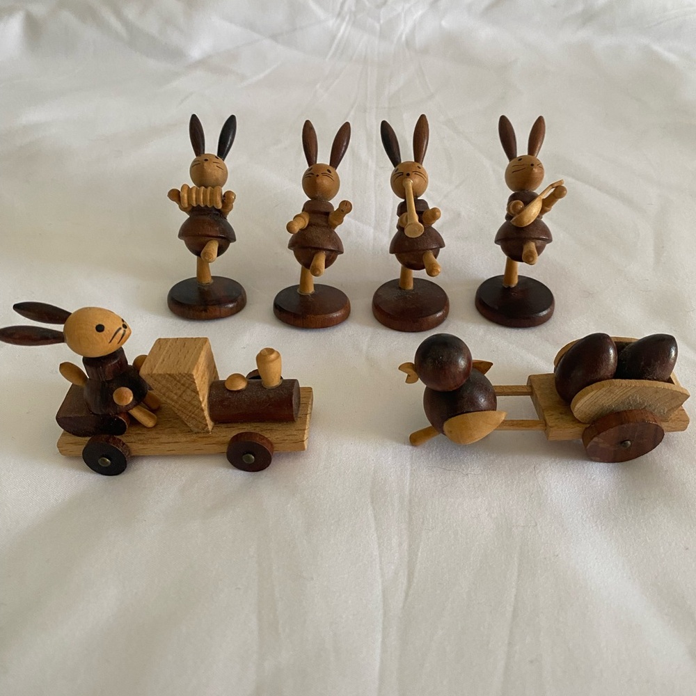 Vintage Goula Spain Handcrafted Wooden Rabbits Collectibles Mini